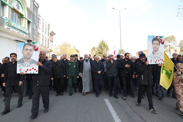 تصاویر/ تشییع پیکر پاک شهیدان شایان تبریزی امجد، حمید حافظی و محمد باصری