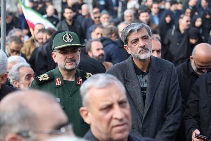 تصاویر/ تشییع پیکر پاک شهیدان شایان تبریزی امجد، حمید حافظی و محمد باصری