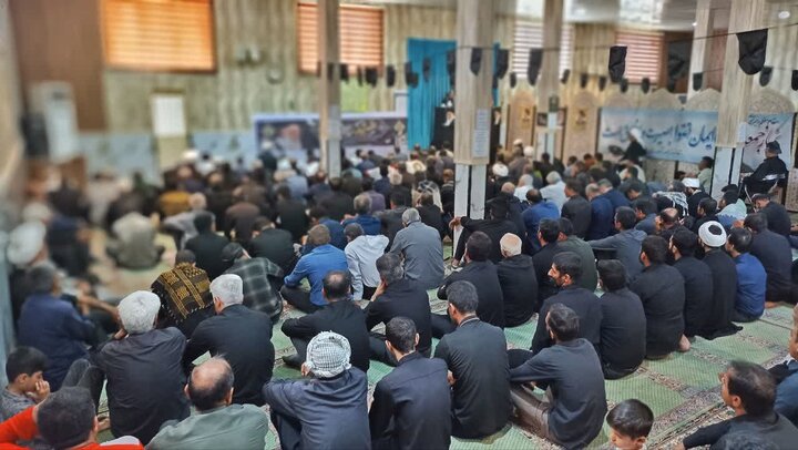 تصاویر/ نمازجمعه و راهپیمایی مردم منوجان در انتقام‌خواهی امام‌شهید