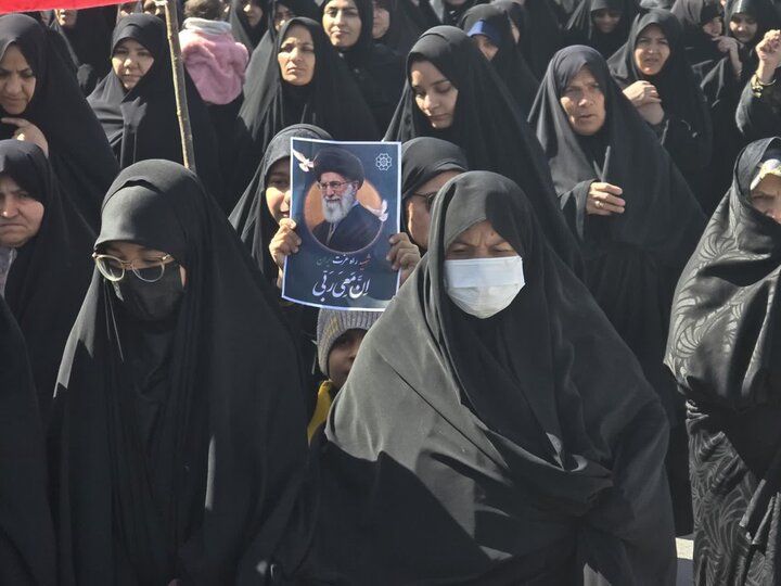 تصاویر/ شکوه حماسه بهابادی ها در هفتمین روز شهادت امام خامنه ای