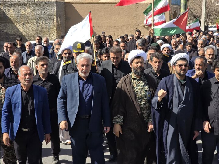 تصاویر/ شکوه حماسه بهابادی ها در هفتمین روز شهادت امام خامنه ای