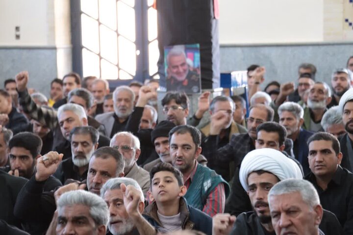 تصاویر/ اقامه نمازجمعه شهر ماهان