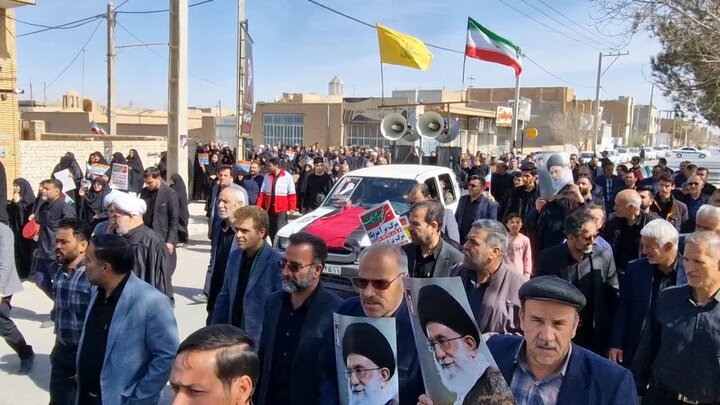 تصاویر/ حماسه زارچی ها در نماز جمعه و راهپیمایی سراسری۱۴اسفند۱۴۰۴