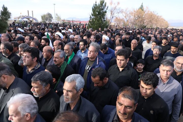 تصاویر/ خاکسپاری شهید محمدرضا آرزو در روستای خویدک