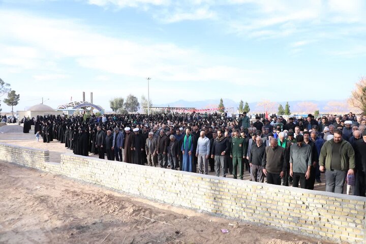تصاویر/ خاکسپاری شهید محمدرضا آرزو در روستای خویدک