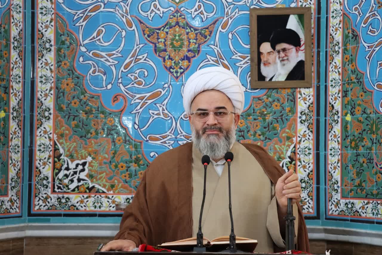 شهادت رهبر شهید انقلاب باعث اتحاد بیشتر مردم و بیداری وجدان‌های فریب‌خورده شد