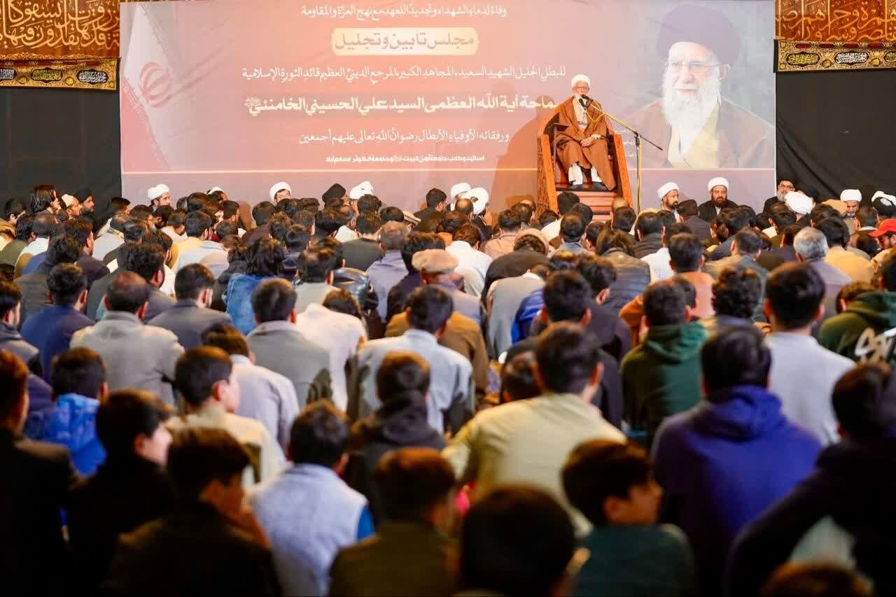 برگزاری مراسم گرامیداشت امام خامنهای (قدس سره) در جامعه الکوثر اسلامآباد پاکستان