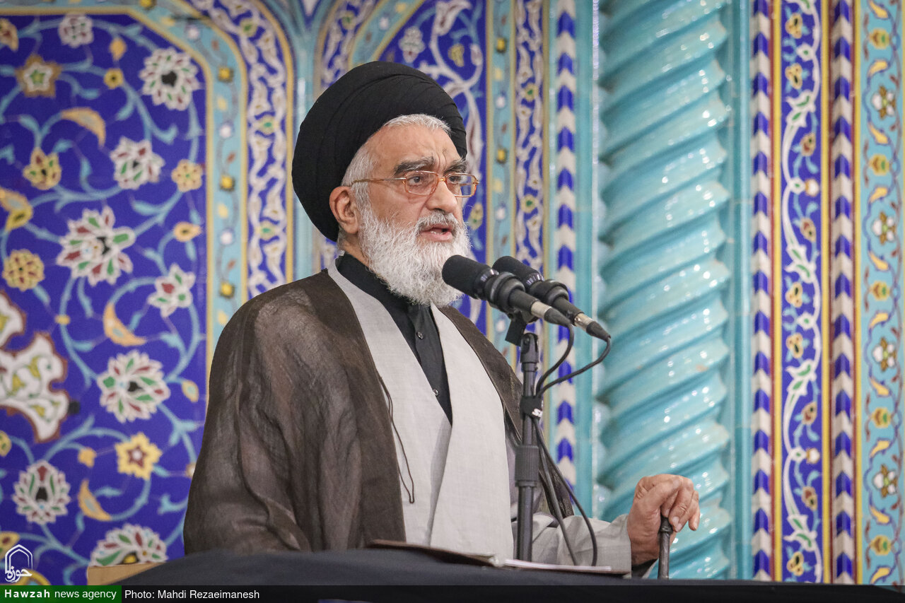 ملت ایران معادله قدرت را در جهان تغییر داد / دستگاه دیپلماسی، دشمن را به ذلت بکشاند