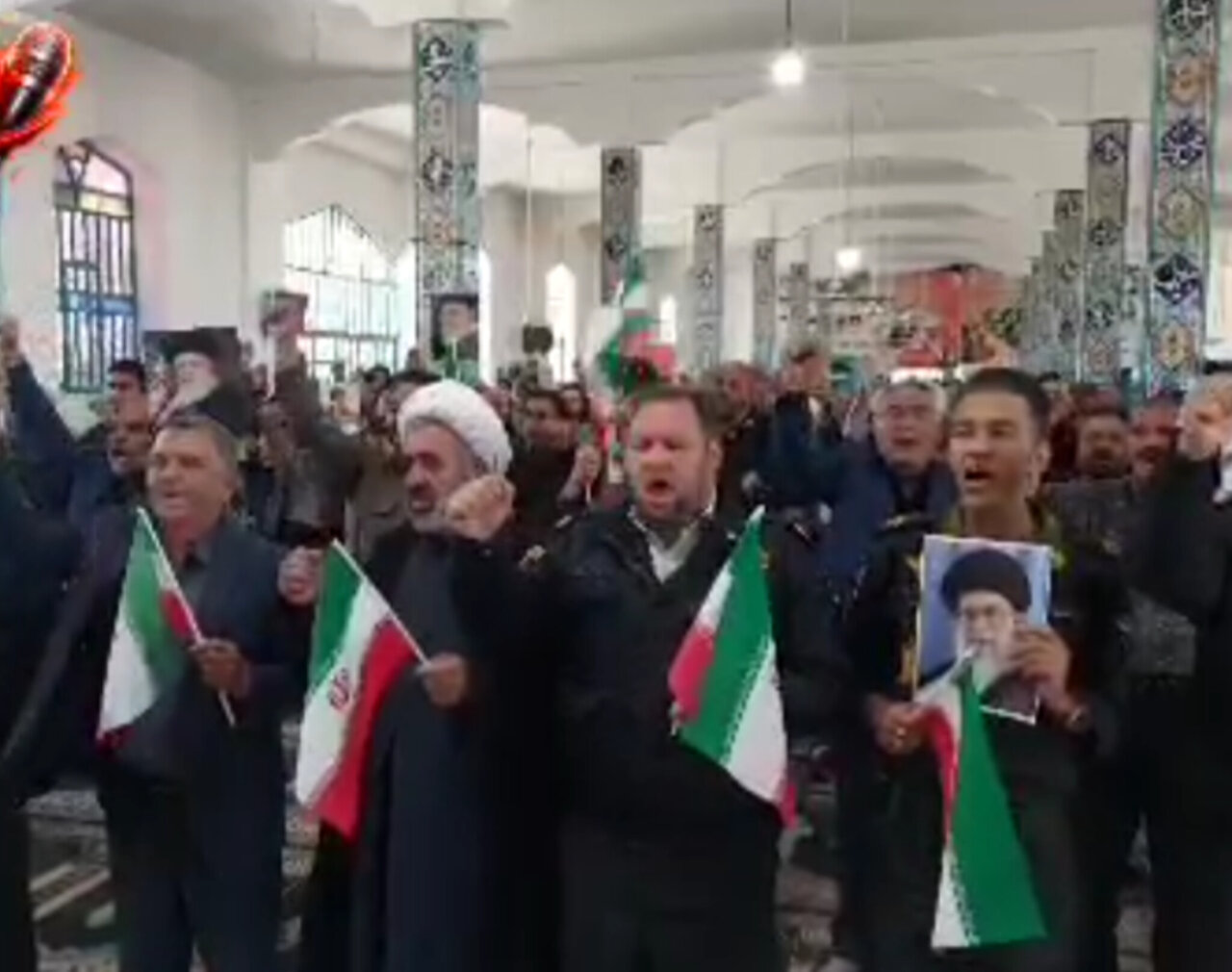 فیلم| فریاد مرگ بر اسرائیل نمازگزاران مروستی