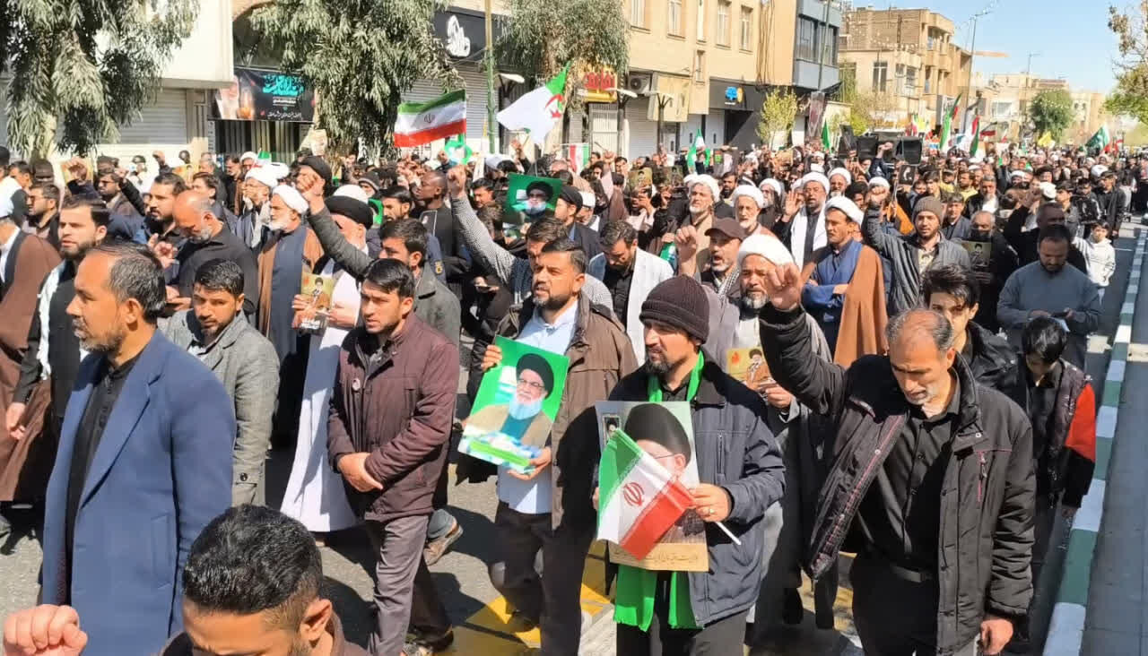 Daliban Hauza ’Yan Ƙasashen Waje Mazauna Qom Sun Sabunta Alƙawari da Tabbata kan Manufofin Shaheed Imam Khamenei
