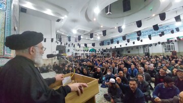 تصاویر / تجدید میثاق مهاجرین افغانستانی شهرستان ورامین با آرمان‌های امام و رهبری