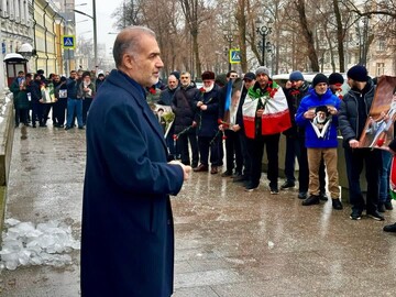 شیعیان و دوستداران ایران در مسکو شهادت امام خامنه ای را تسلیت گفتند
