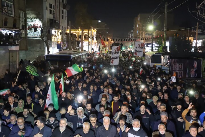 هفتمین شب خونخواهی امام شهید  توسط مردم انقلابی کمال شهر