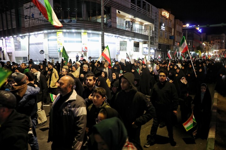 تصاویر/ پنجمین شب حضور عزاداران شهید امام خامنه‌ای در قم