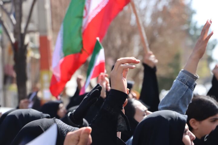 تصاویر / اجتماع بانوان شهر محمدیه ومهرگان قز وین در رثای  قائد امت