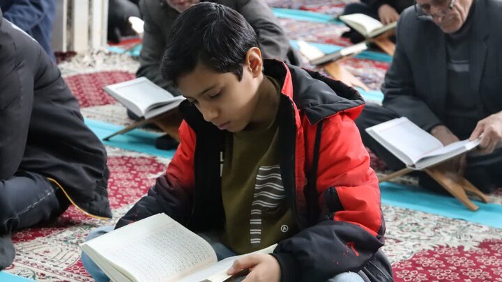 تصاویر/ مراسم جمع خوانی قرآن کریم در شهرستان شاهین دژ