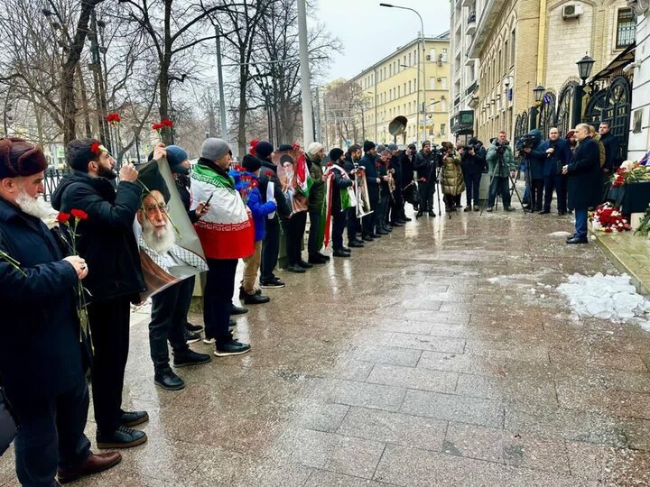 شیعیان و دوستداران ایران در مسکو شهادت امام خامنه ای را تسلیت گفتند