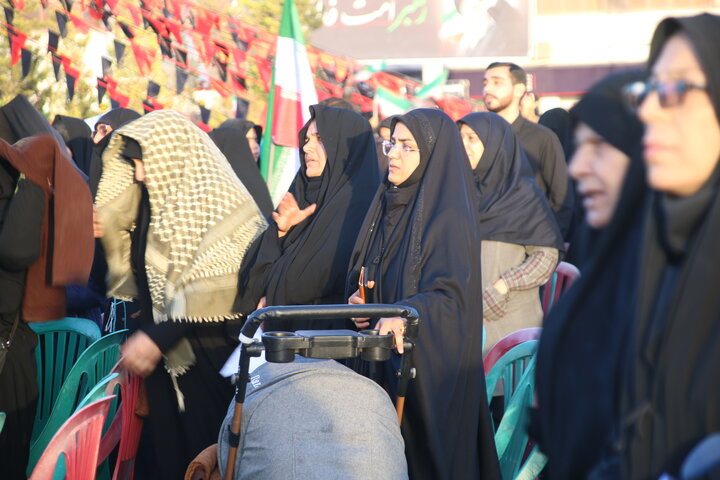 تجمع مردم کرمان در هفتمین روز خونخواهی