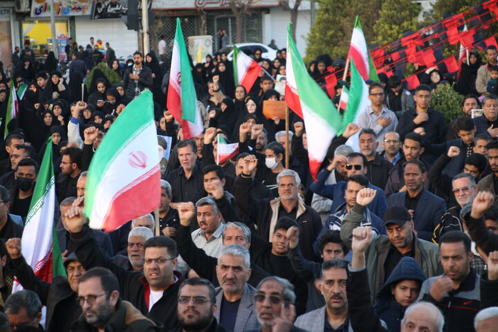 تجمع مردم کرمان در هفتمین روز خونخواهی