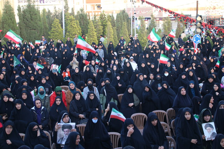 تجمع مردم کرمان در هفتمین روز خونخواهی