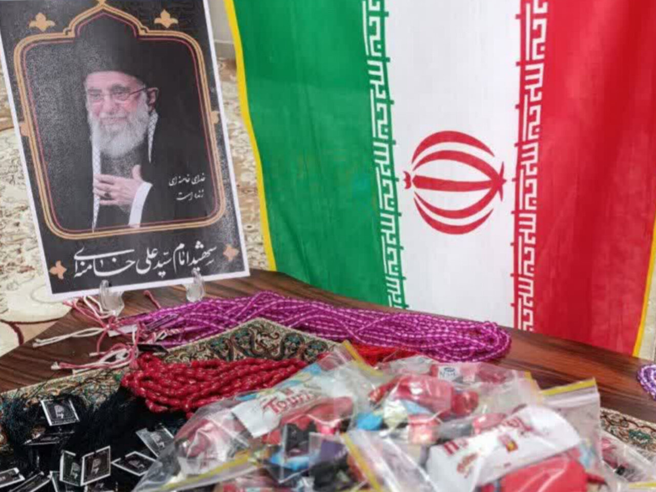 برپایی موکب "رهبرشهید" به همت بانوان طلبه الزهرا(س)یزد+ تصاویر