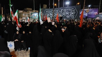 فیلم | اجتماع مردم آران و بیدگل در هفتمین روز شهادت امام  قائد امت