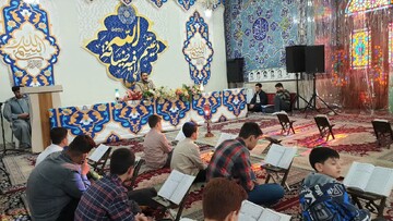 تصاویر / محفل انس با قرآن در رثای قائد امت