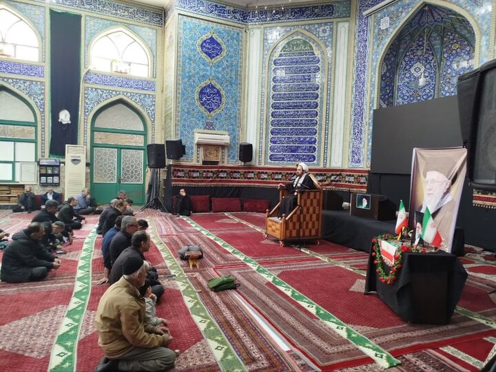 تصاویر/ محفل انس با قرآن در مسجد ولیعصر(عج)