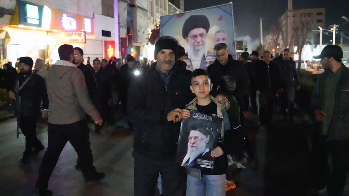 هفتمین شب از حضور باشکوه مردم ولایتمدار کمال‌شهر در سوگ شهید امام خامنه ای و دفاع از میهن عزیزمان