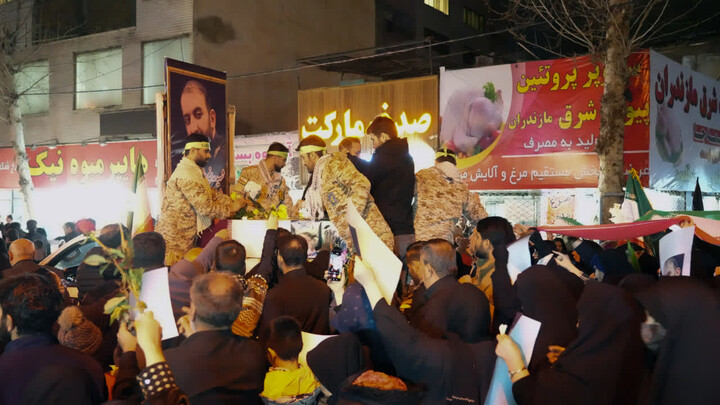هفتمین شب از حضور باشکوه مردم ولایتمدار کمال‌شهر در سوگ شهید امام خامنه ای و دفاع از میهن عزیزمان