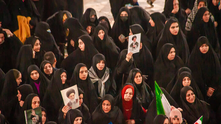تصاویر/ اجتماع بزرگ نوجوانان دختر و پسر آران و بیدگل در هفتمین رو شهادت رهبر معظم انقلاب درهلال بن علی