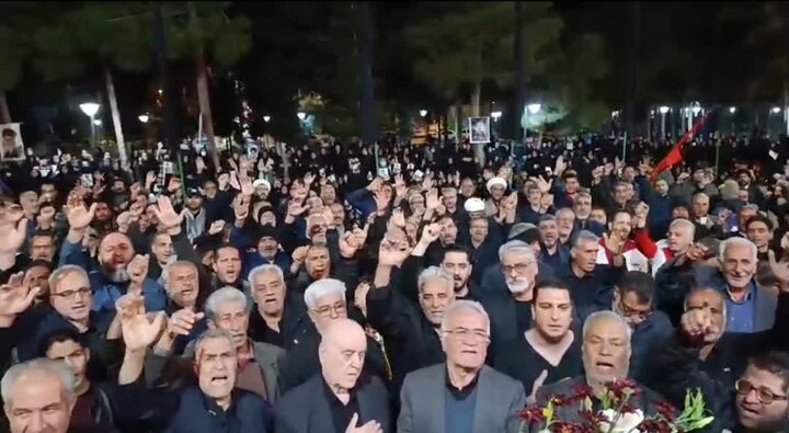 تصاویر/ عزاداری مردم ولایتمدار و غیوربادرود درهفتمین روزشهادت رهبر شهید انقلاب
