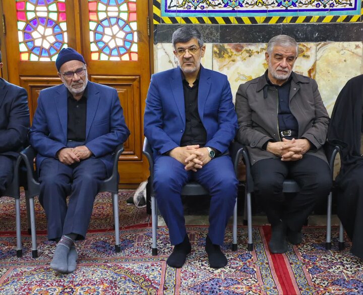 تصاویر/ مراسم گرامیداشت شهادت امام خامنه ای و شهدای جنگ رمضان در یزد