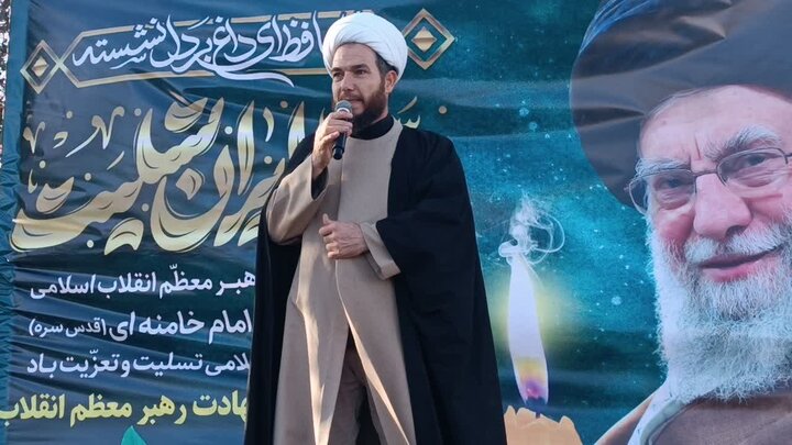 تصاویر / عزاداری مردم شهر ضیا ءآباد قزوین در رثای قائد امت