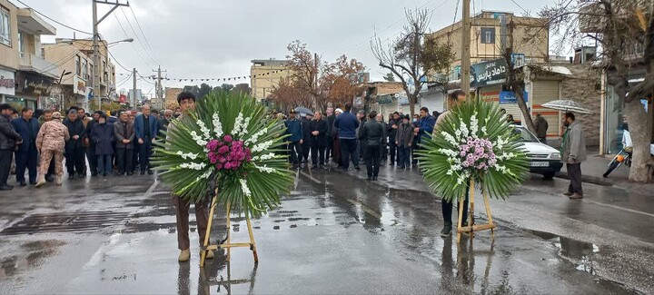 تصاویر / تشییع با شکوه پیکر مطهر شهیدان «امیررضا شیراوند» و «یاسر خویشوند» در نهاوند