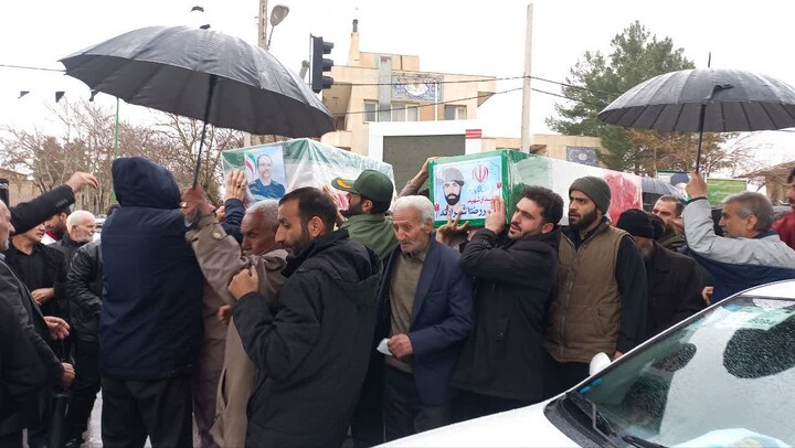 تصاویر / تشییع با شکوه پیکر مطهر شهیدان «امیررضا شیراوند» و «یاسر خویشوند» در نهاوند