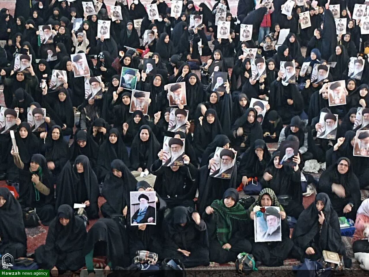 تصاویر / تجمع بانوان بهاری در جهت خونخواهی قائد امت