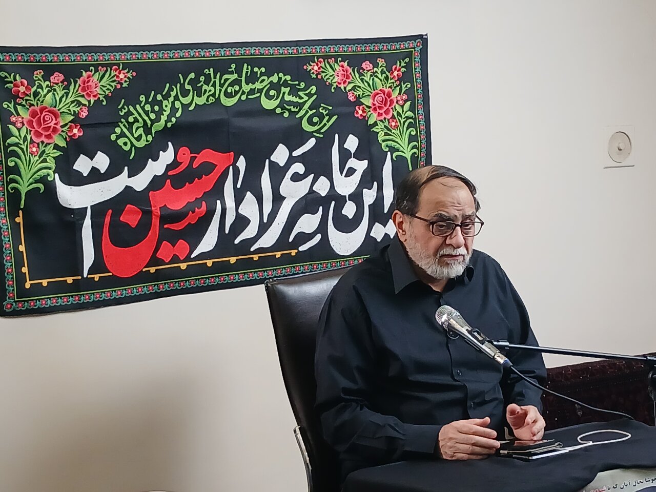 ساده‌زیستی از شاخصه‌های بارز زندگی امام خامنه‌ای بود/ پیشرفت علمی و تقویت توان دفاعی کشور با پیگیری رهبر انقلاب شکل گرفت