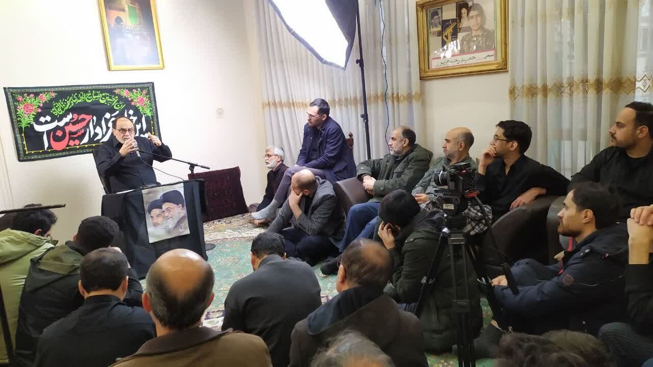 سلسله جلسات «آرمان عدالت» در ایام سوگواری شهادت حضرت آیت‌الله خامنه‌ای با موضوع «جمهوری اسلامی ایران بن‌بست ندارد»