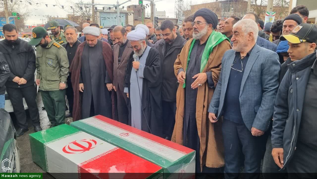 تصاویر / تشییع با شکوه پیکر مطهر شهیدان «امیررضا شیراوند» و «یاسر خویشوند» در نهاوند
