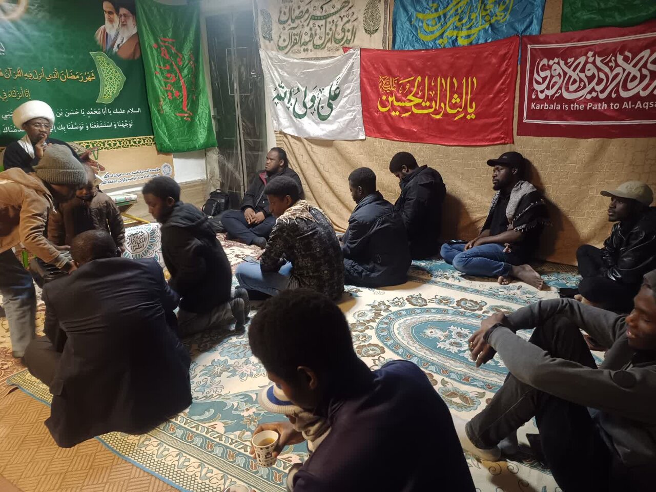 Rufe Zaman Makokin Shahadar Shaheed Sayyid Ali Khamenei Daga Cibiyar Albasira Qom + Hotuna