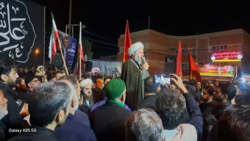 فیلم | خروش سحرگاهی و بیعت مردم آران و بیدگل با آیت الله سید مجتبی خامنه ای