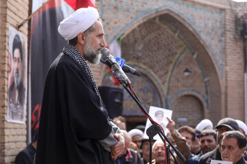 انتخاب شایسته رهبر معظم انقلاب مایه فخر و تبختر است