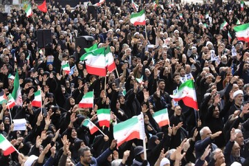 تصاویر| بیعت تمام‌ قدِ مردم بیرجند با علمدارِ جدیدِ انقلاب