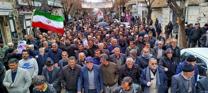 تصاویر / تشییع پیکر شهید حسنی در بهار