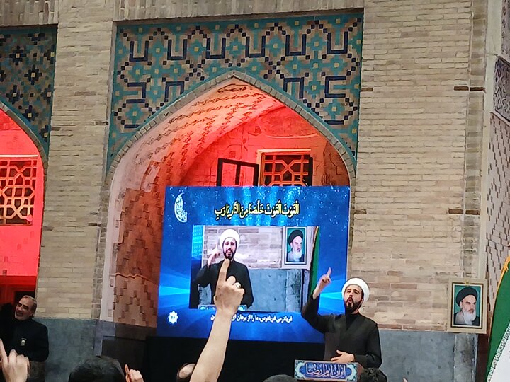 تصاویر/ اشاره مهر مراسم احیای شب قدر ویژه ناشنوایان در حرم مطهر رضوی