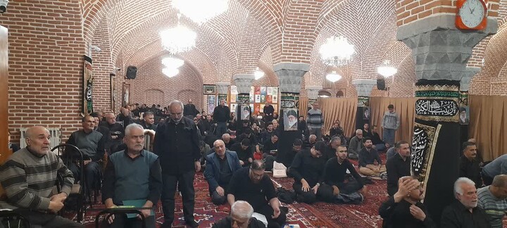 تصاویر / احیای شب نوزدهم ماه مبارک رمضان در اسکو