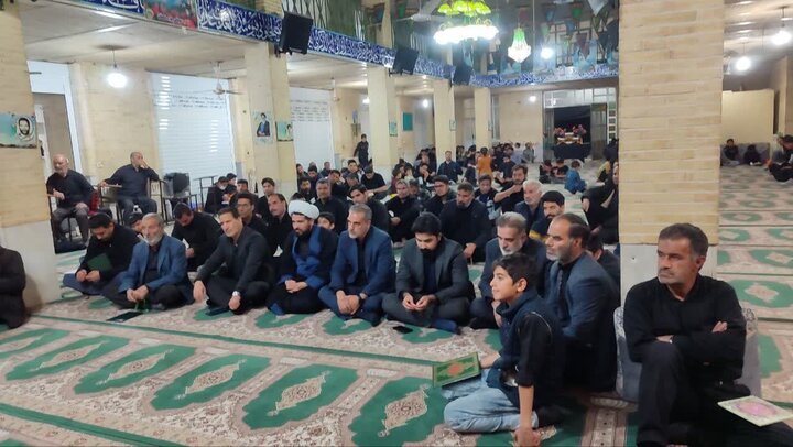 تصاویر/ حضور امام جمعه بهاباد در نراسم شب قدر روستاها