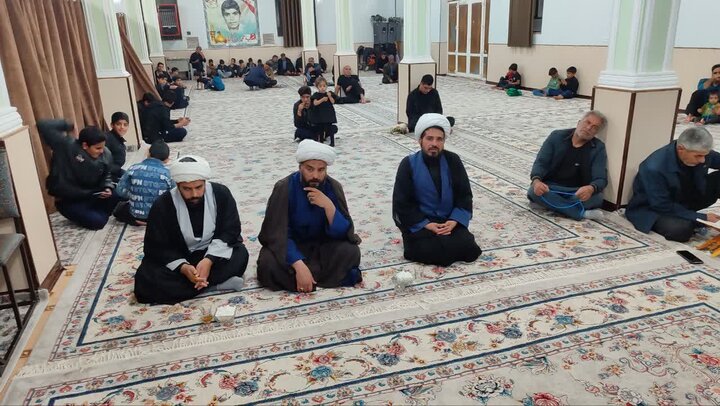 تصاویر/ حضور امام جمعه بهاباد در نراسم شب قدر روستاها