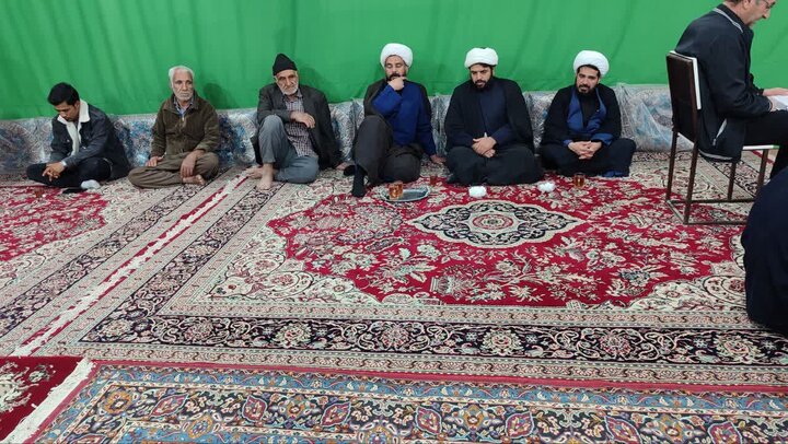 تصاویر/ حضور امام جمعه بهاباد در نراسم شب قدر روستاها